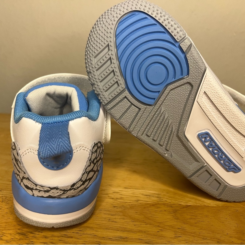 Jordan Spikizie Low 10C Kids - Picture 2 of 6